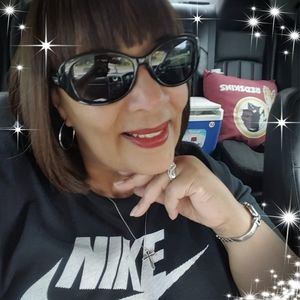 Meet your Posher, Rose